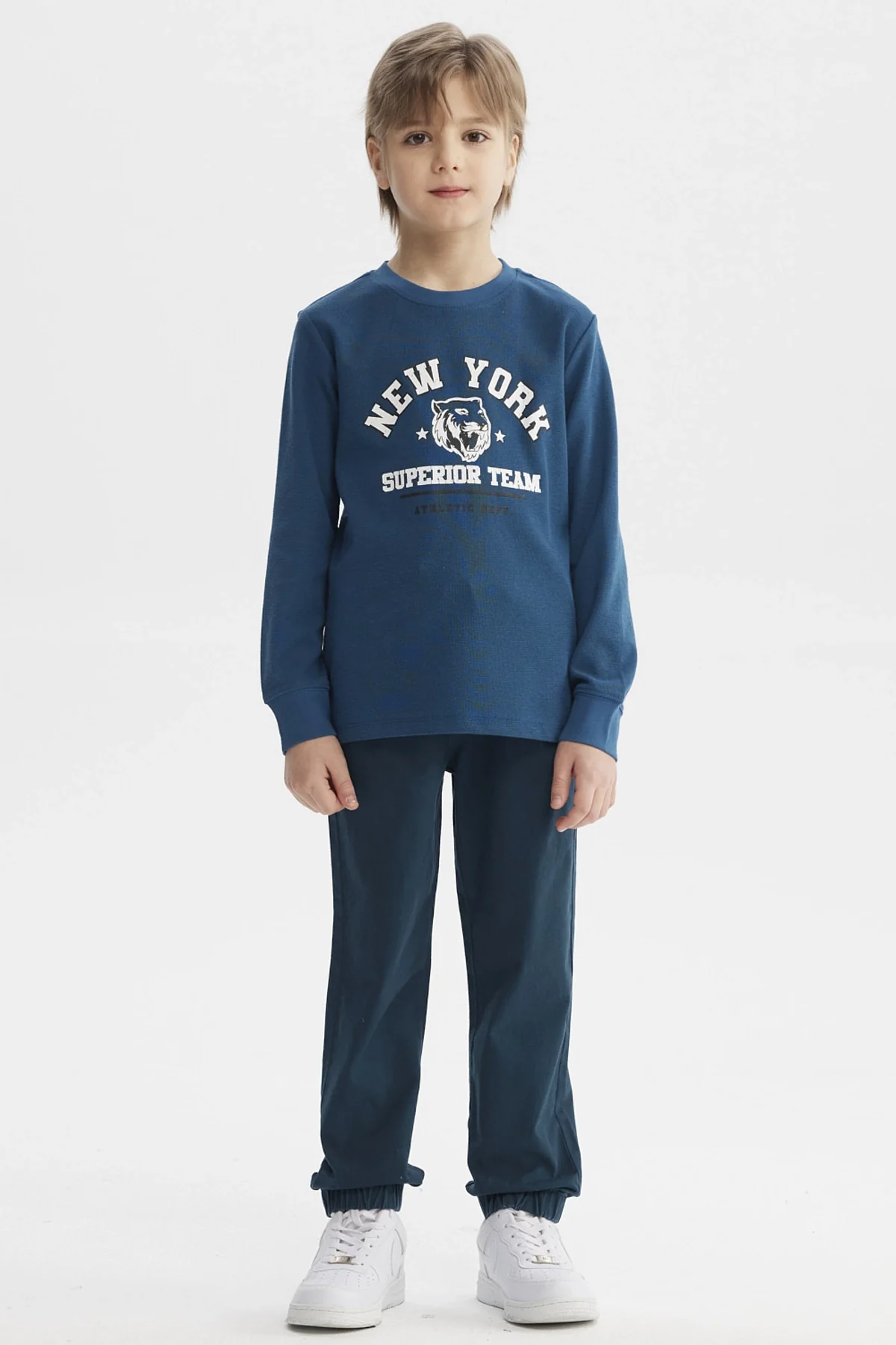 Polera Niño College Con Puños Azul Petroleo - Image 4