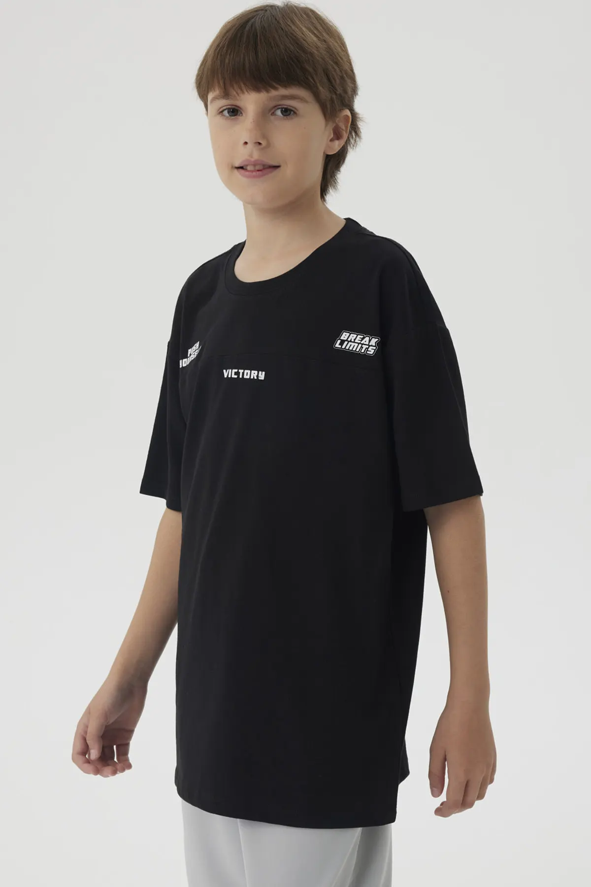 Polera Niño Costura Frontal Negro - Image 2