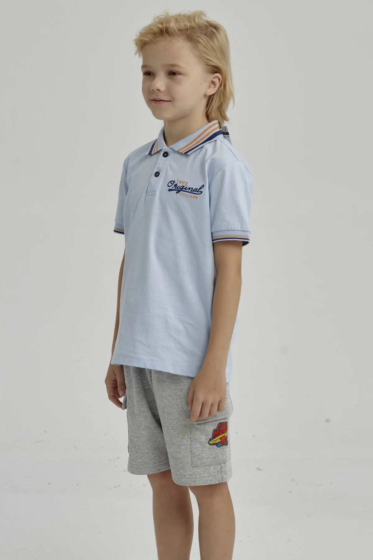 Polera Niño Piqué Con Parche Celeste - Image 2