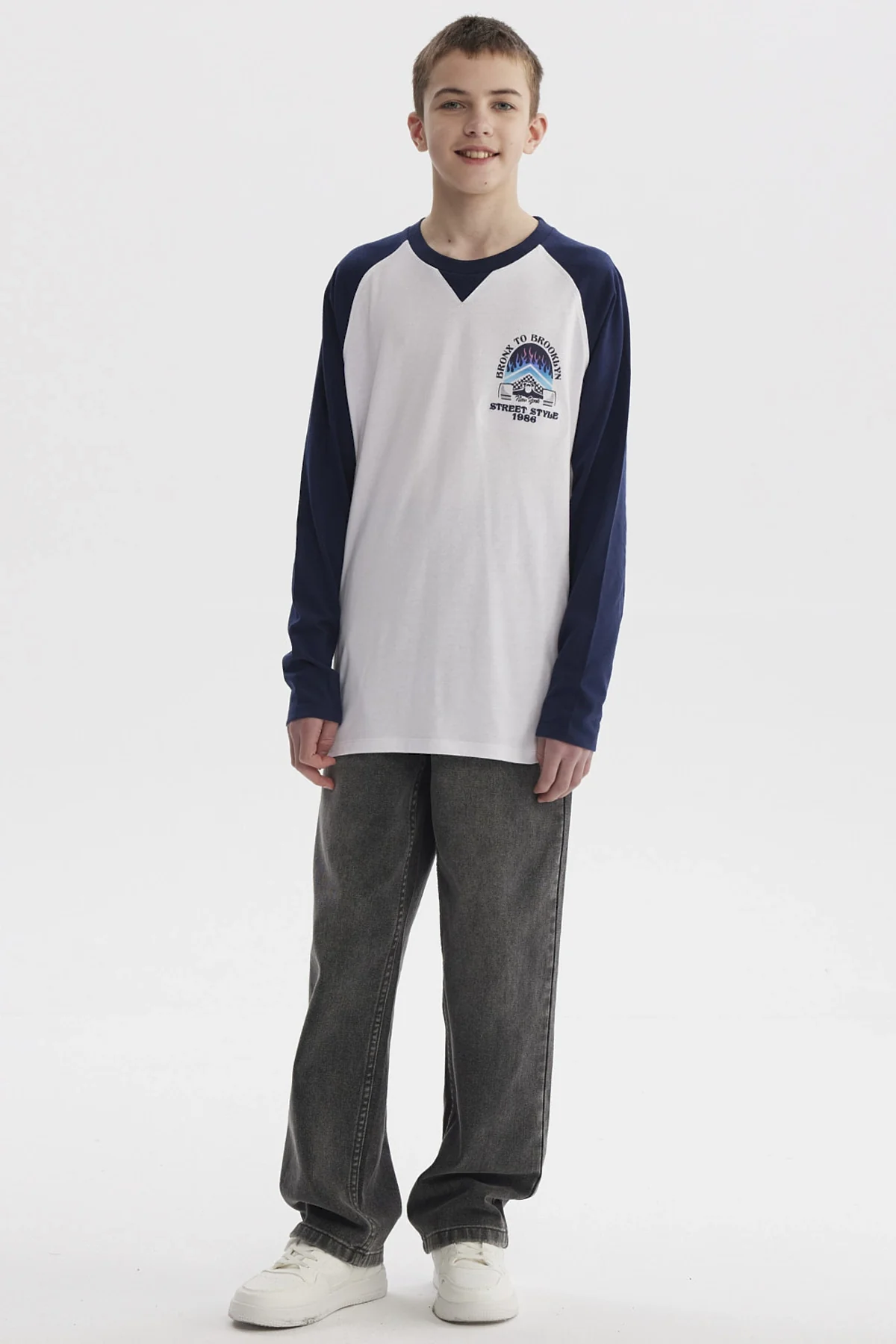 Polera Niño Print Blanco - Image 4