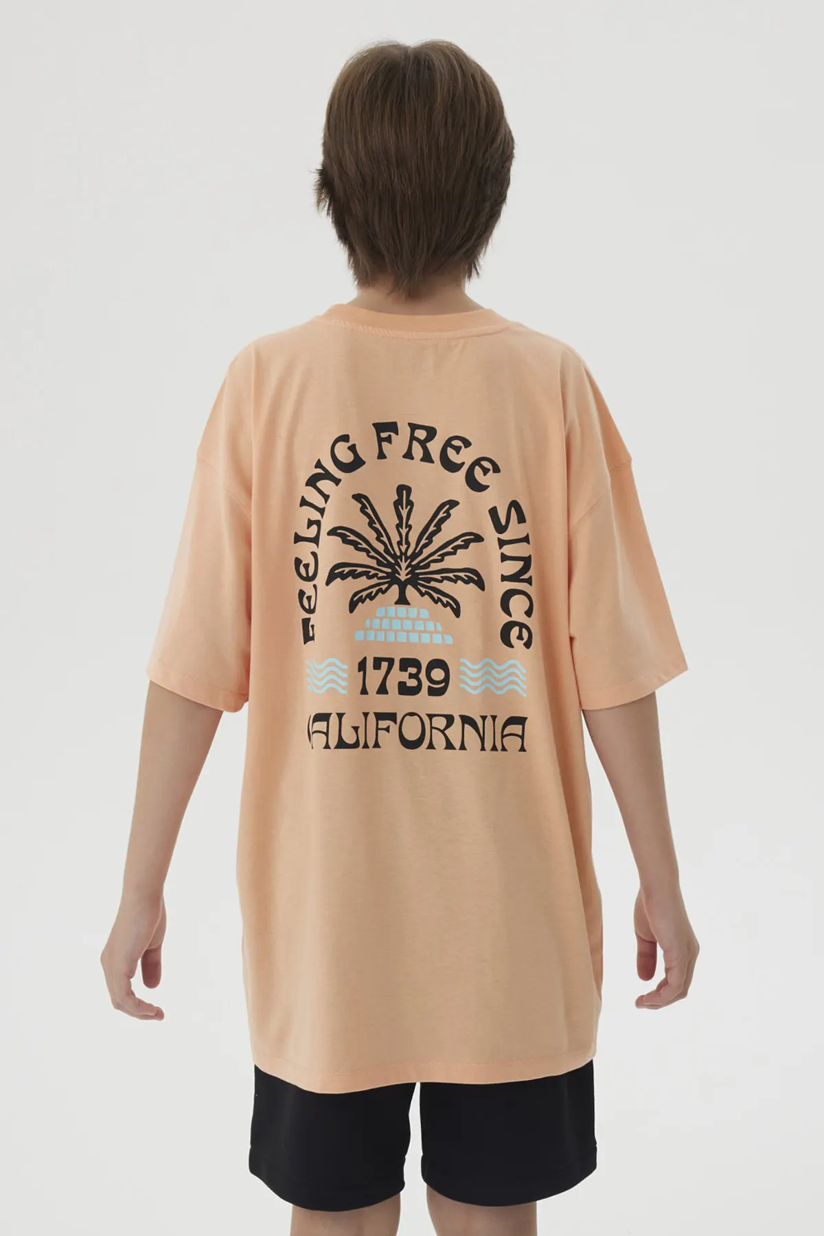 Polera Niño Print Posicional Coral - Image 2