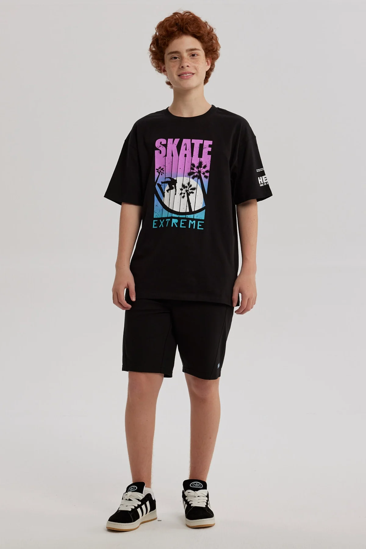 Polera Niño Print Posicional Negro - Image 4