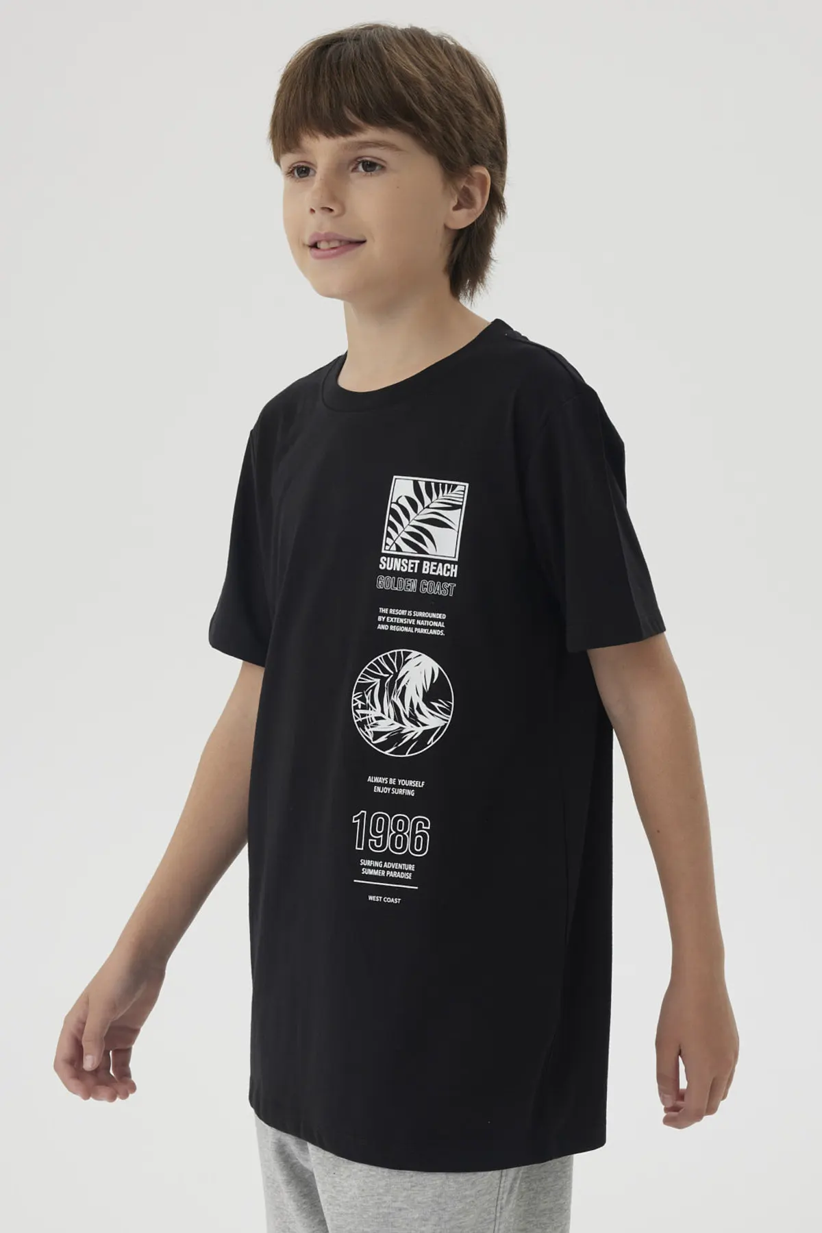 Polera Niño Print Posicional Negro - Image 2