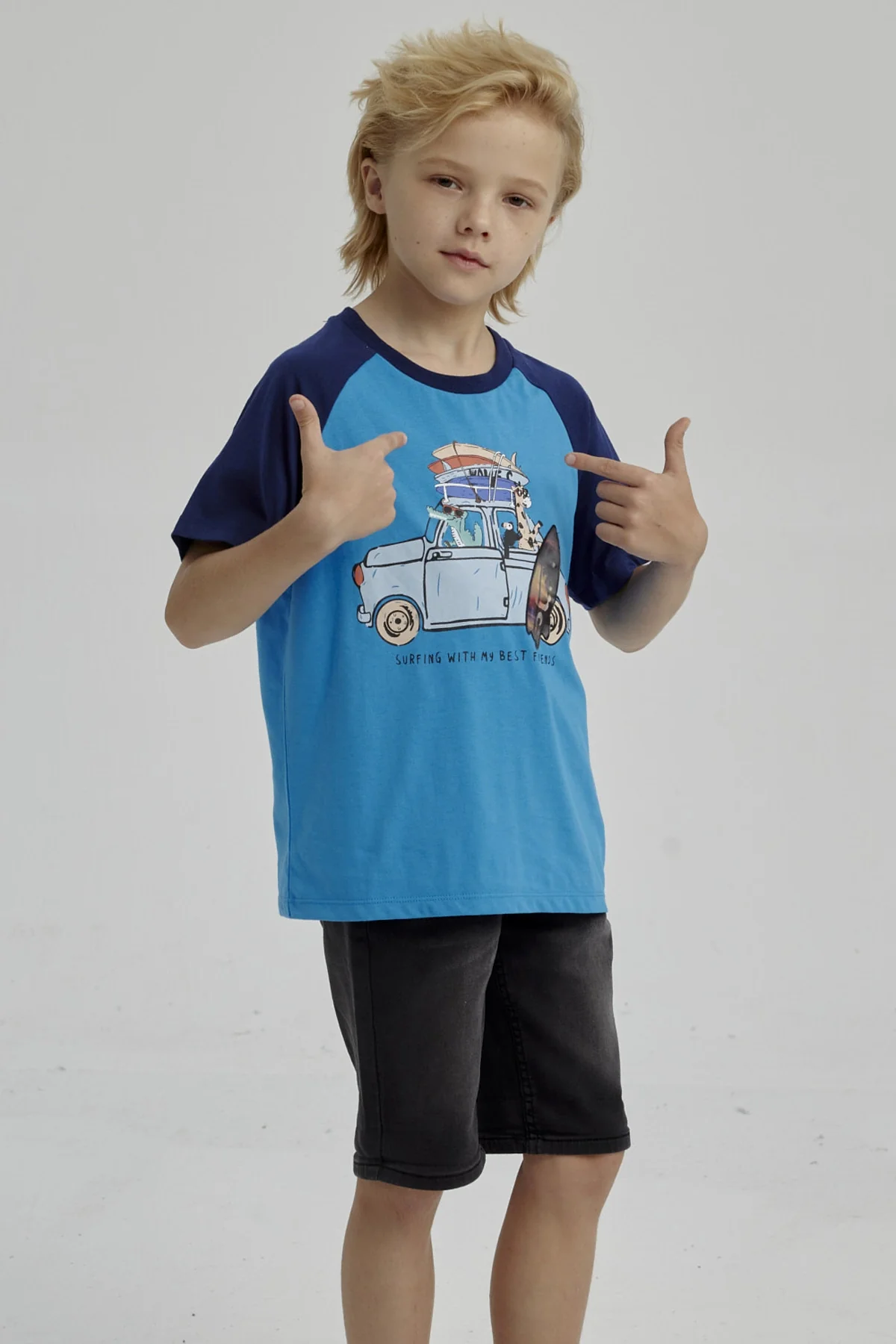 Polera Niño Raglan Print Azul Claro - Image 2