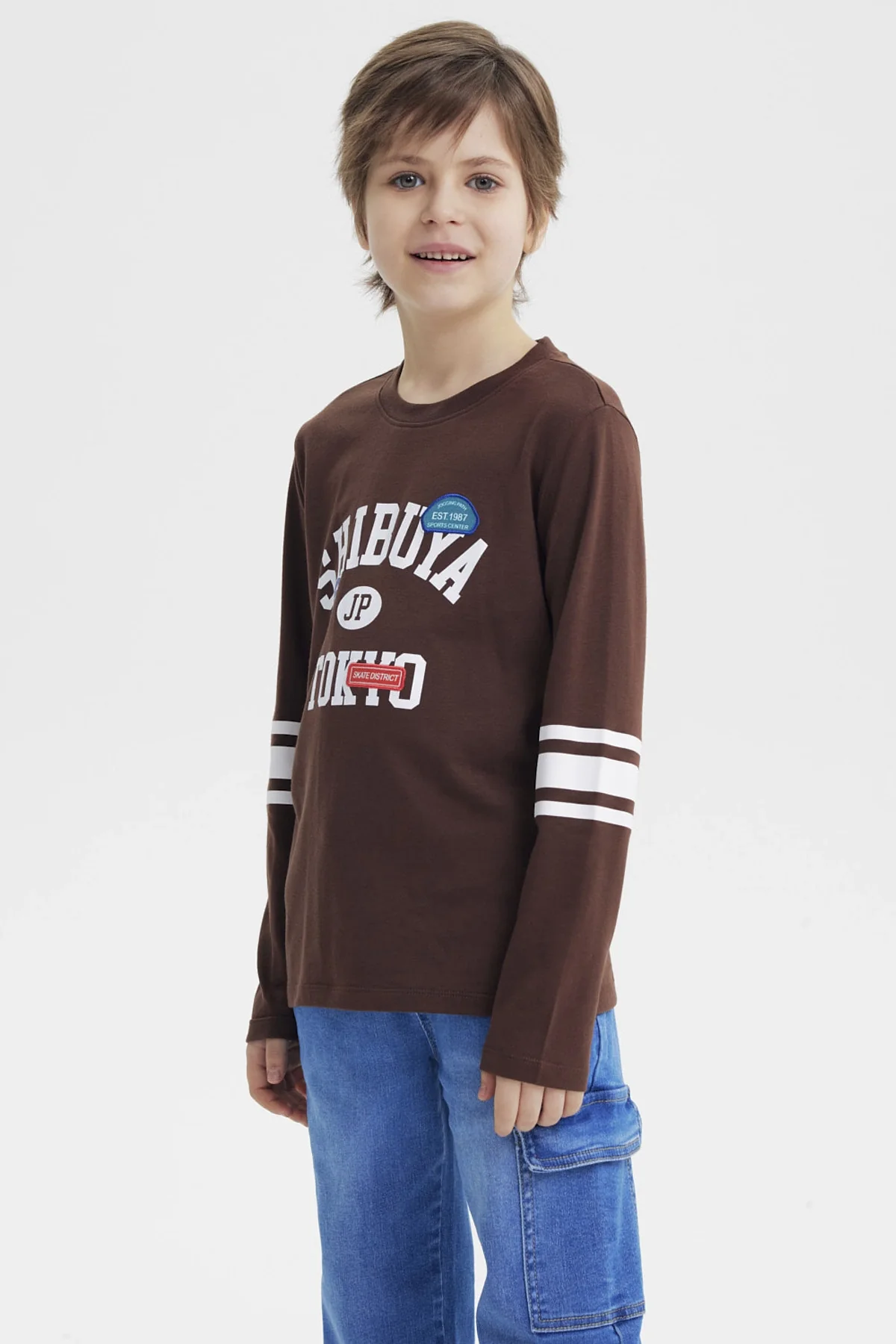 Polera Niño Slim Café - Image 2