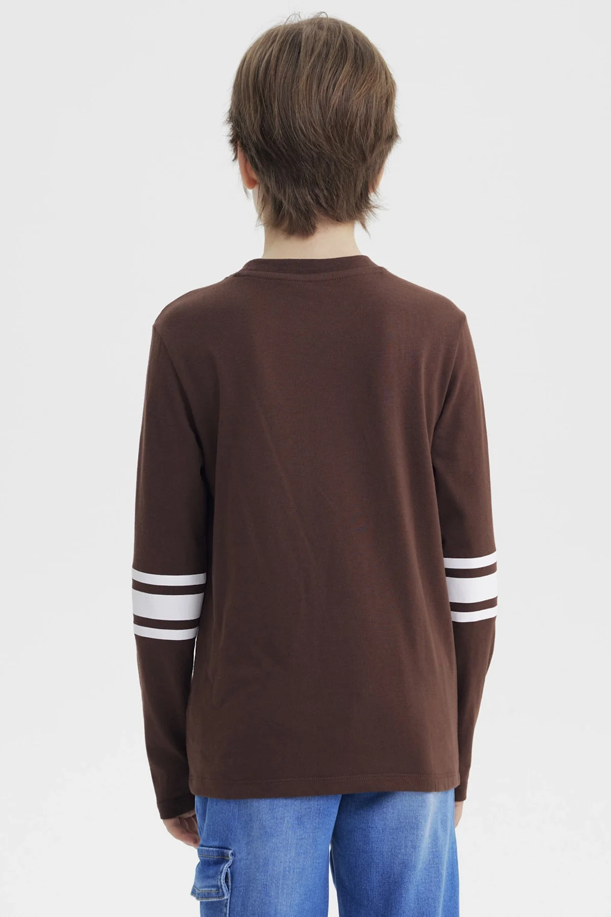 Polera Niño Slim Café - Image 3