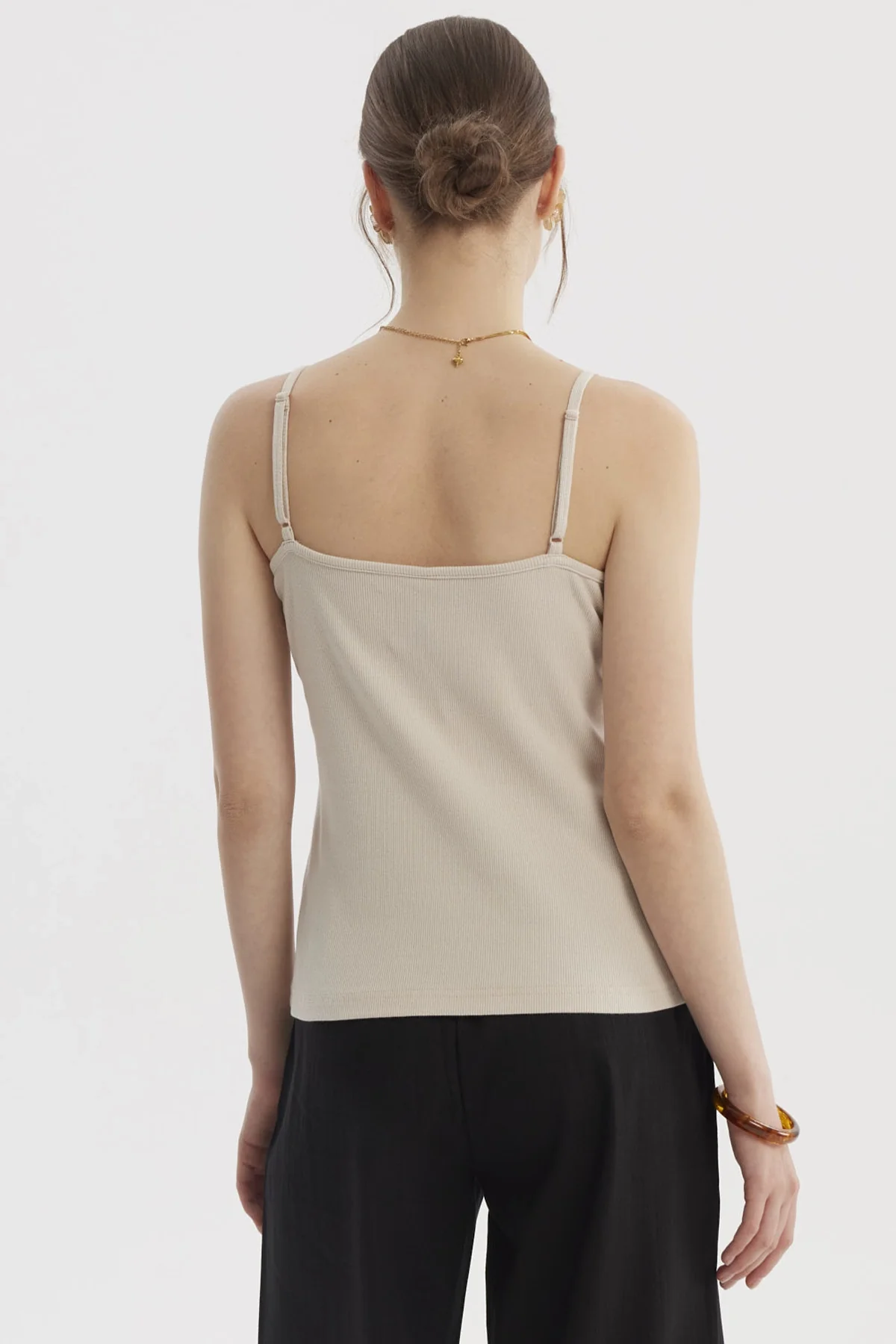 Polera Peto Mujer Pabilo Escote Con Encaje Beige - Image 3