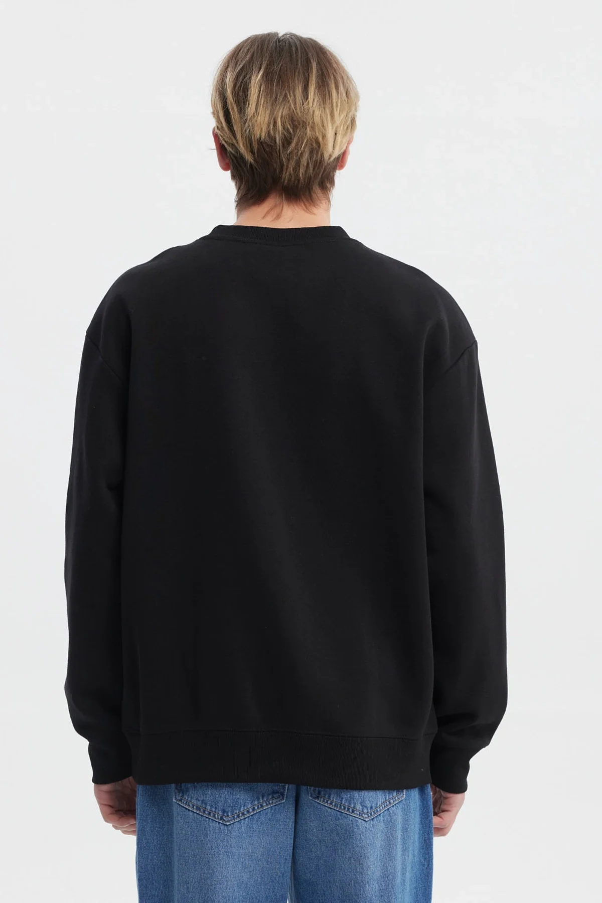 Polerón Hombre Oversize Cuello Redondo Negro - Image 3