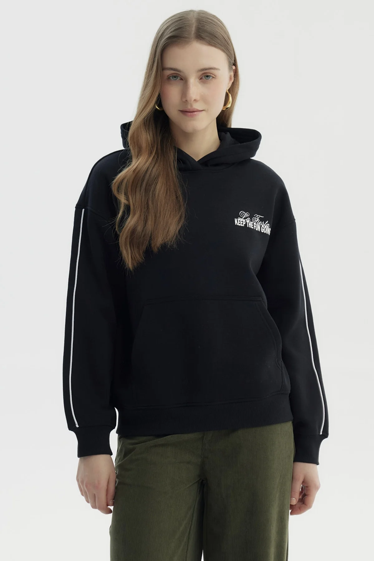 Polerón Mujer Canguro Print Negro