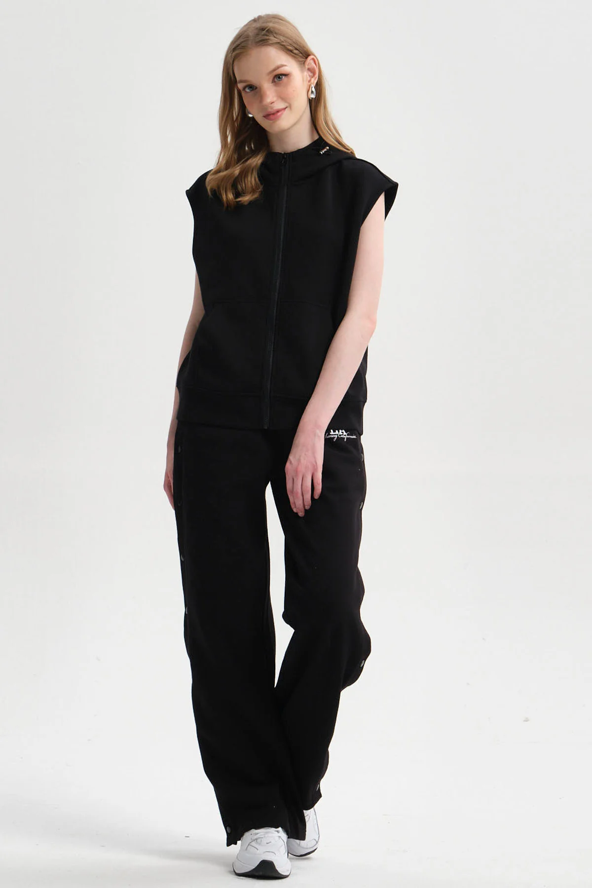 Polerón Mujer Full Zipper Negro - Image 4