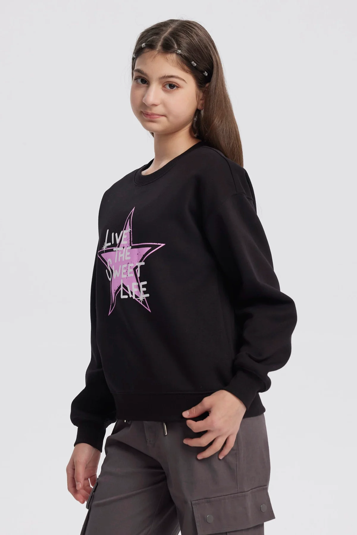 Polerón Niña Básico Print Negro - Image 2