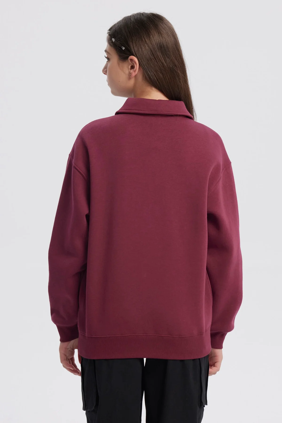 Polerón Niña Cuello Camisero Burdeo - Image 3