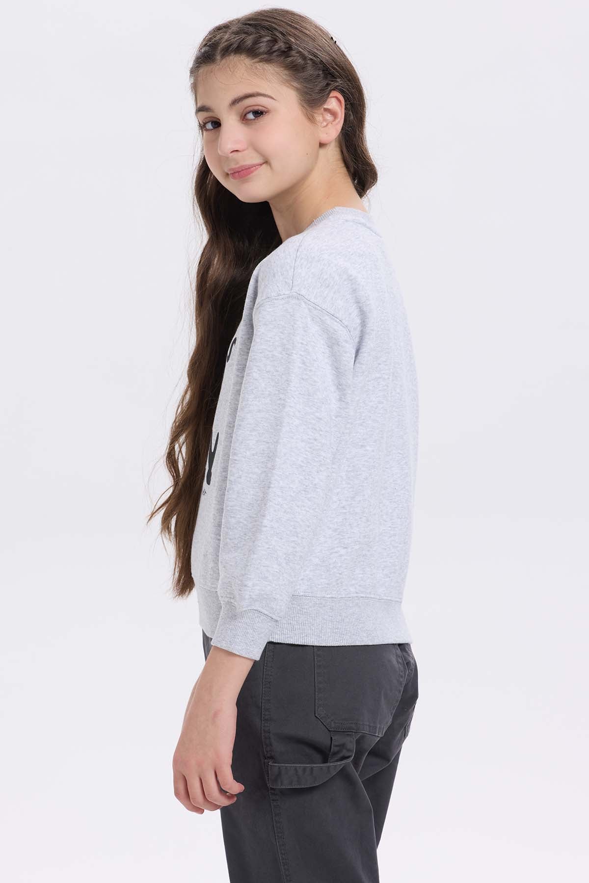 Polerón Niña Print Básico Gris Melange - Image 3