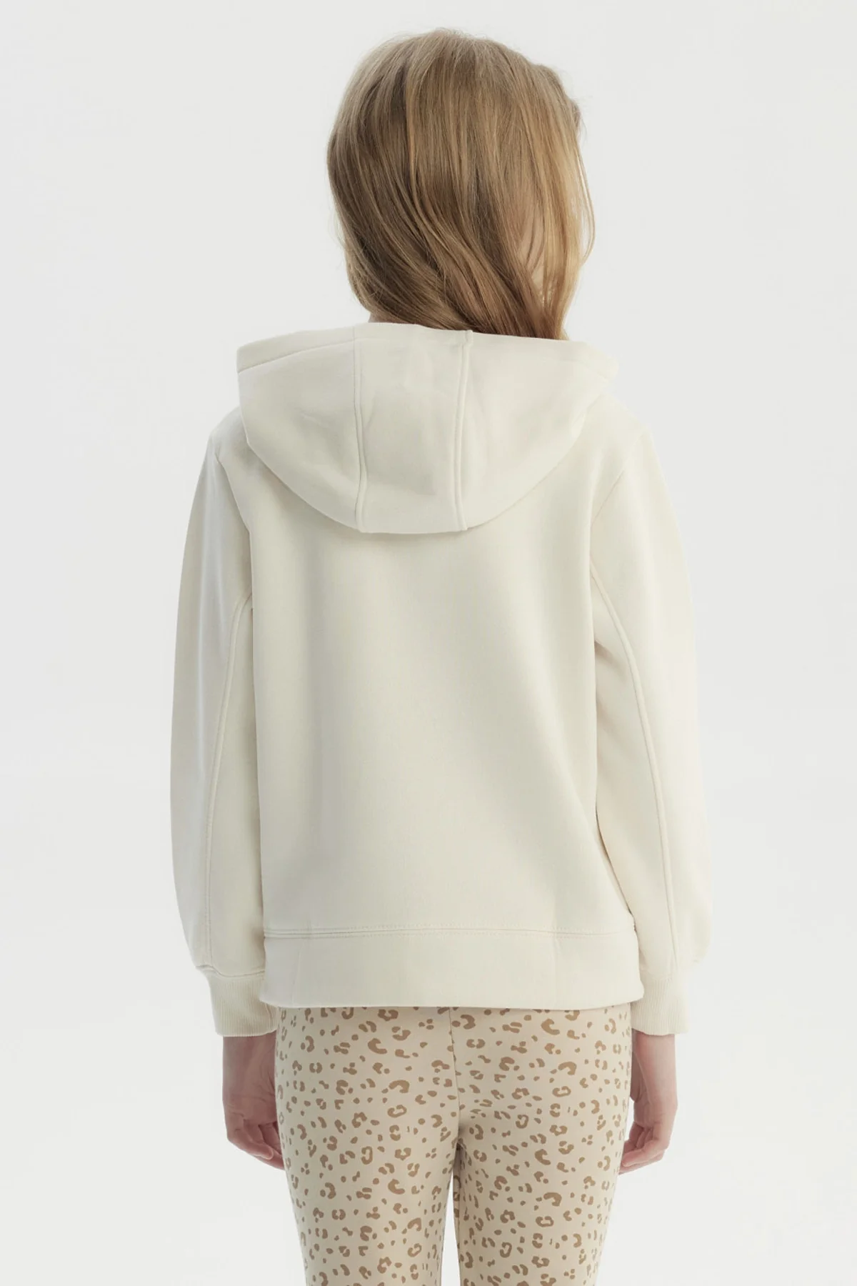 Polerón Niña Slim Crudo - Image 3