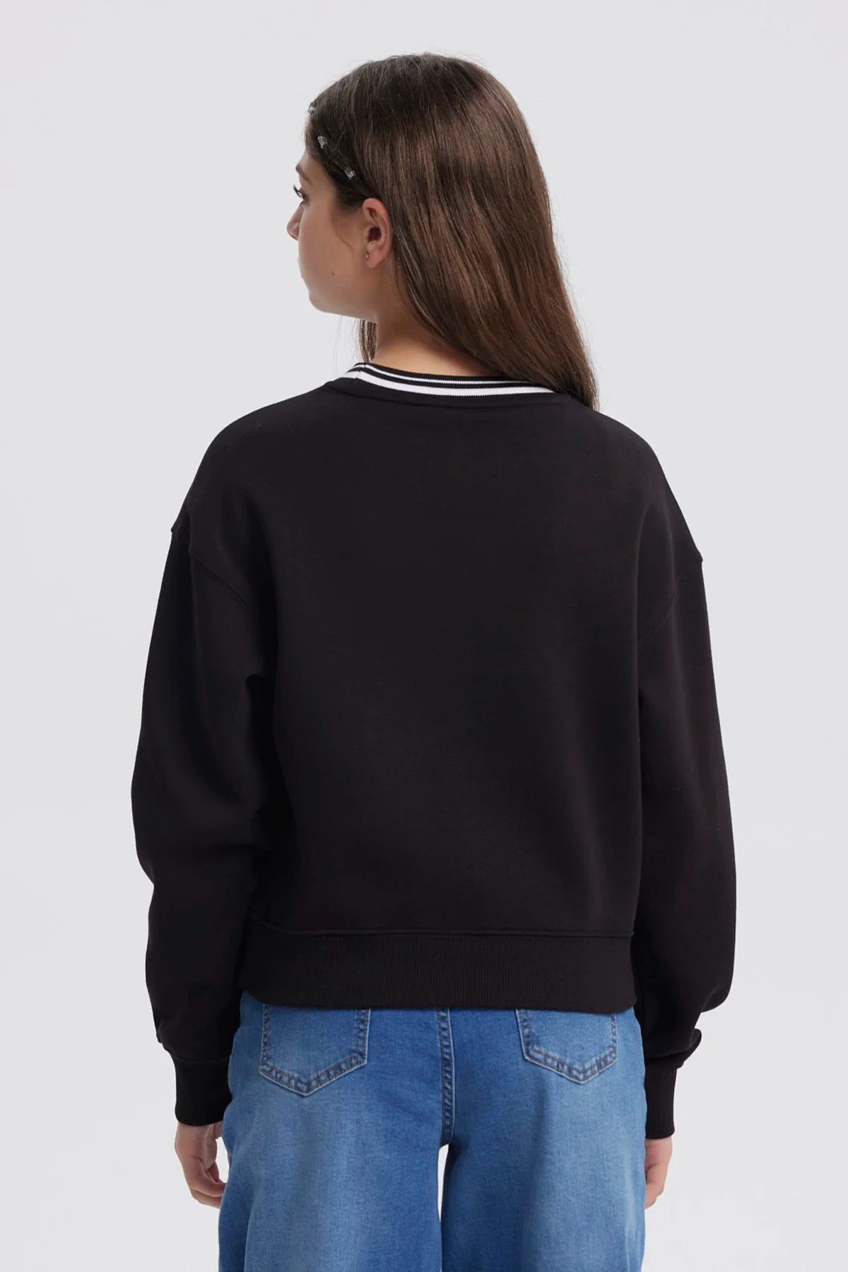 Polerón Niña Slim Negro - Image 3