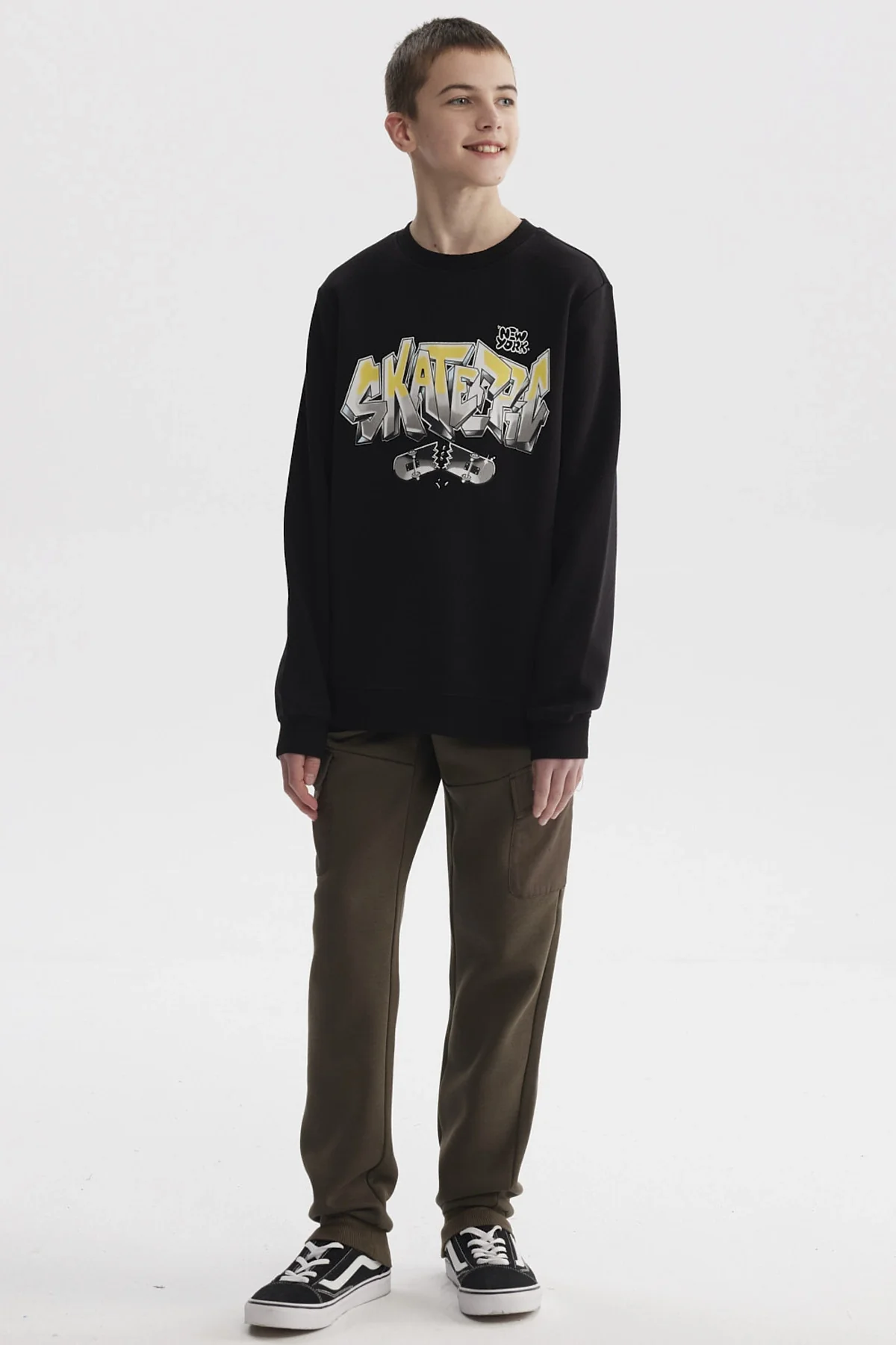 Polerón Niño Básico Teen Negro - Image 4