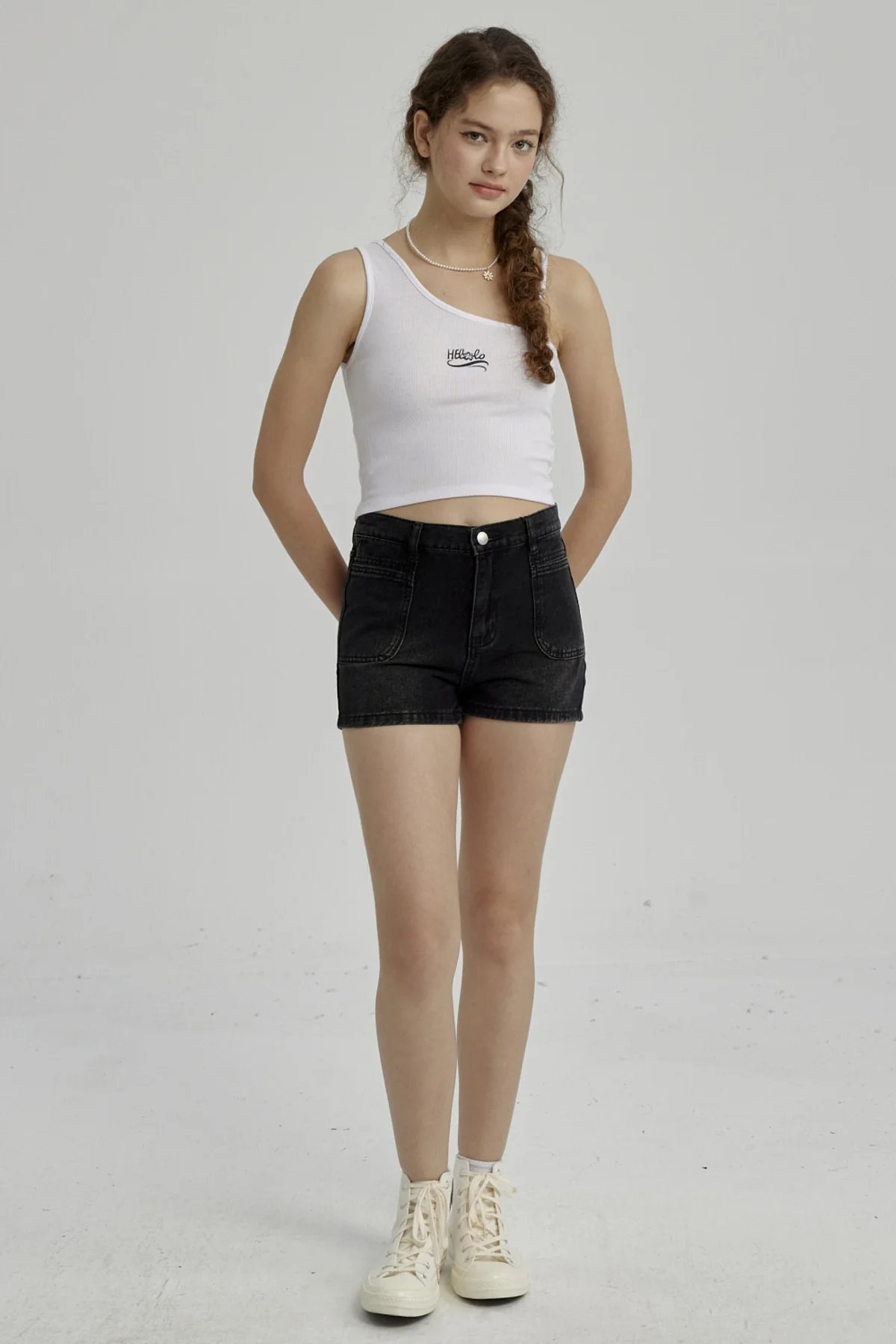 Short Niña Denim Bolsillo Delantero Negro - Image 4
