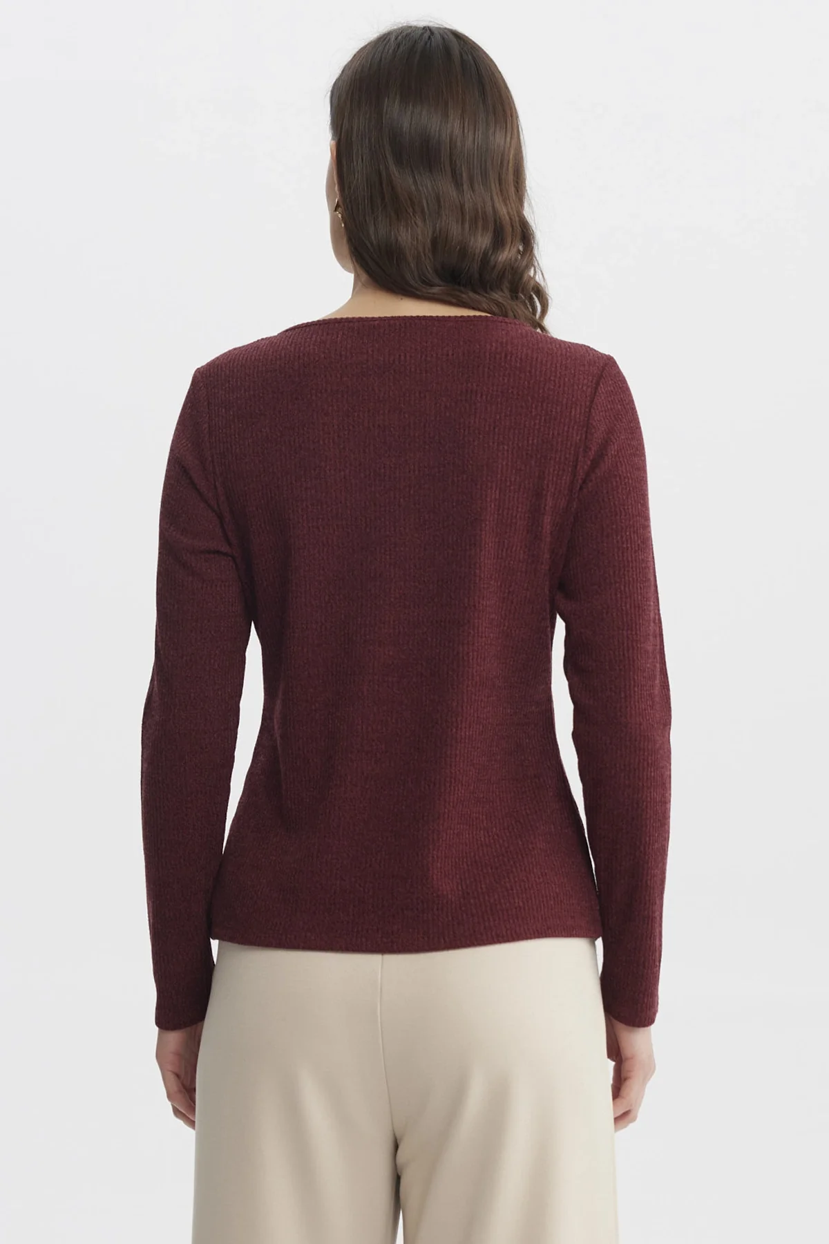 Sweater Mujer Ajustado Burdeo - Image 3