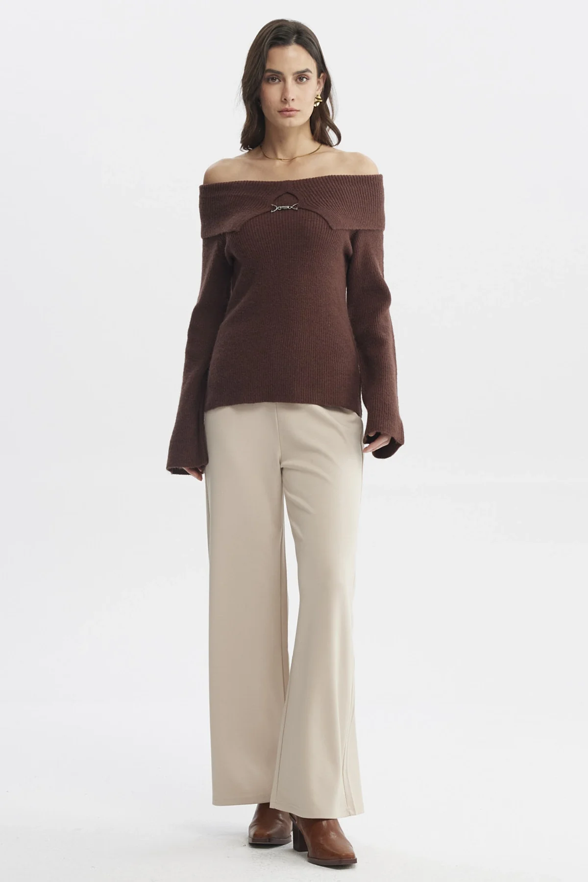 Sweater Mujer Ajustado Hombro Descubierto Café Claro - Image 4