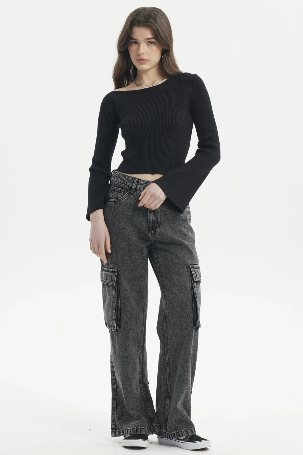 Sweater Mujer Ajustado Negro - Image 4