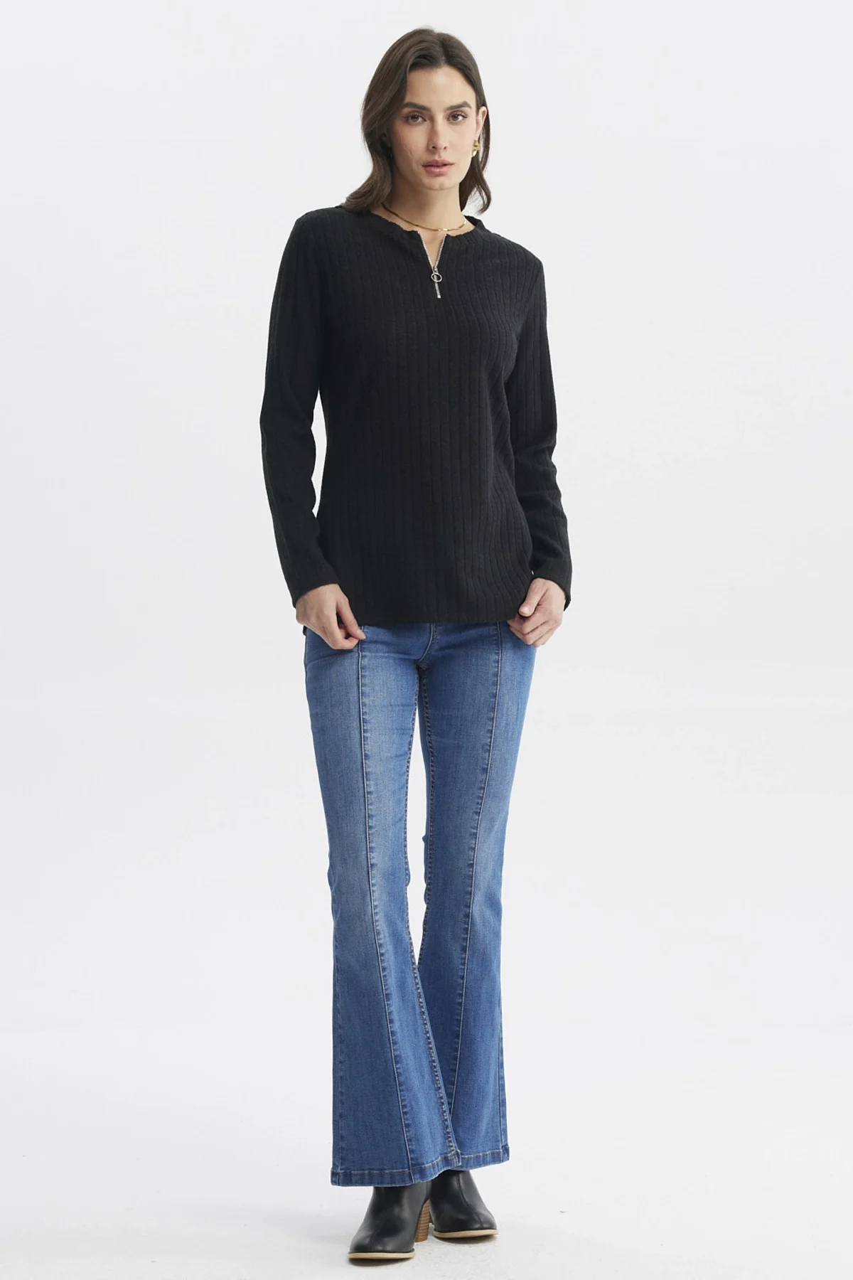 Sweater Mujer Caman Cierre Negro - Image 4