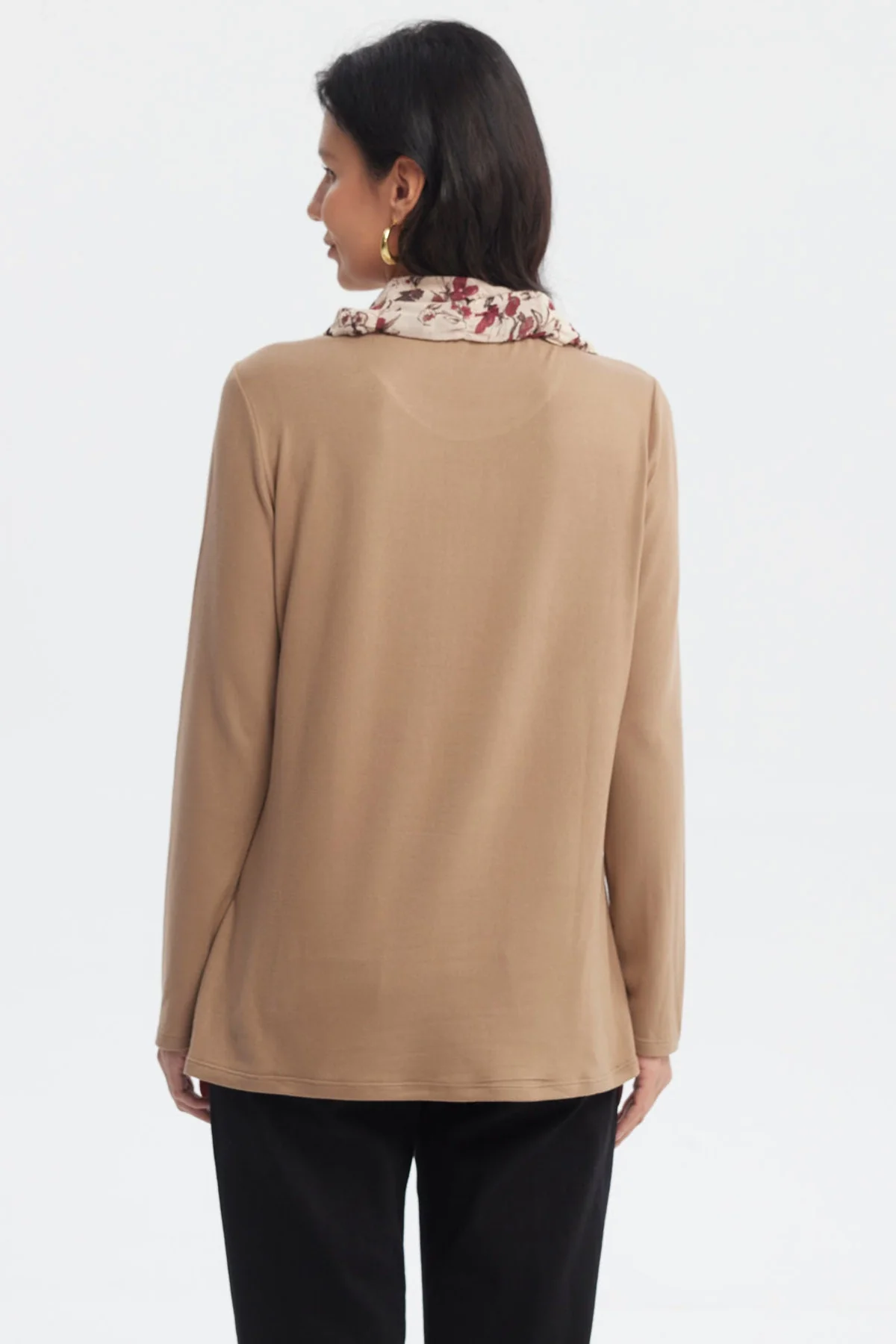 Sweater Mujer Cuello Alto Café Claro - Image 3