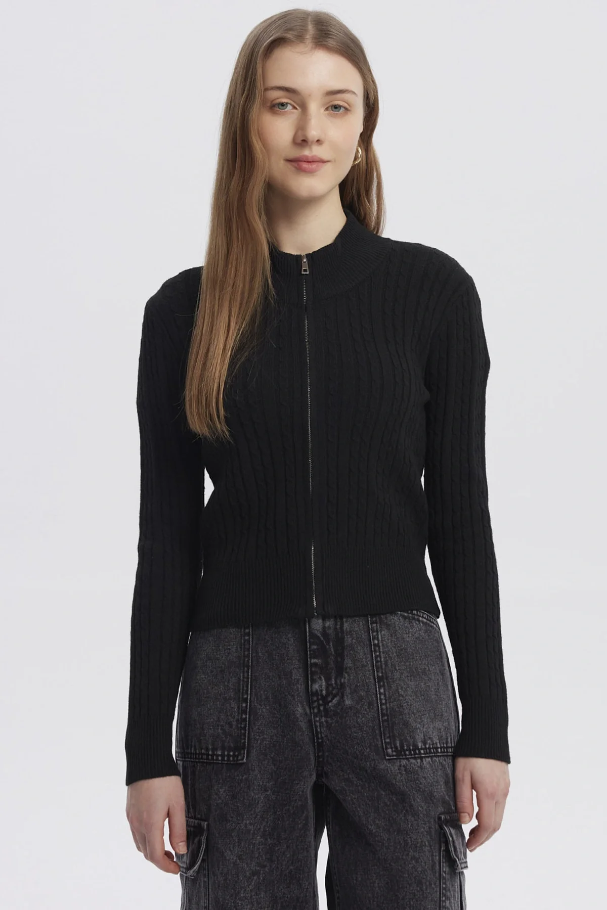 Sweater Mujer Cuello Con Cierre Negro