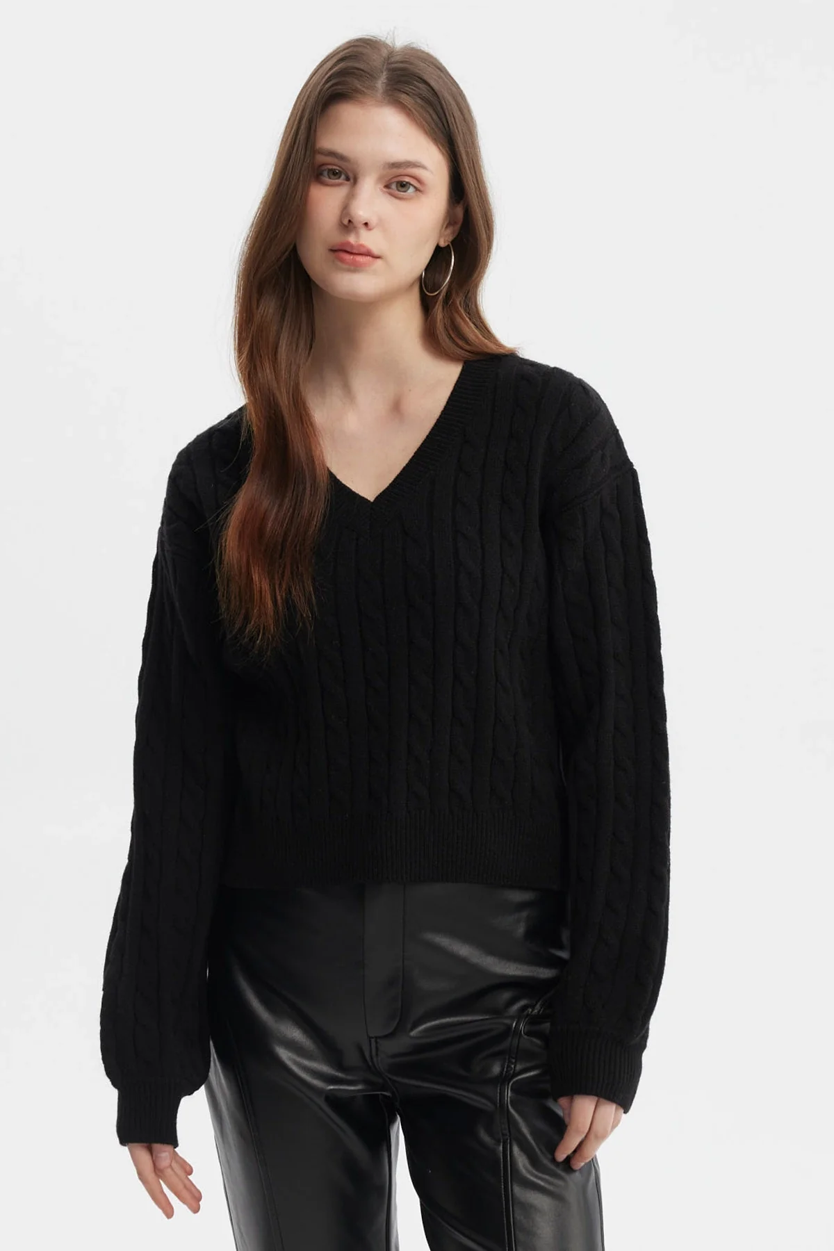 Sweater Mujer Cuello V Lisos Negro