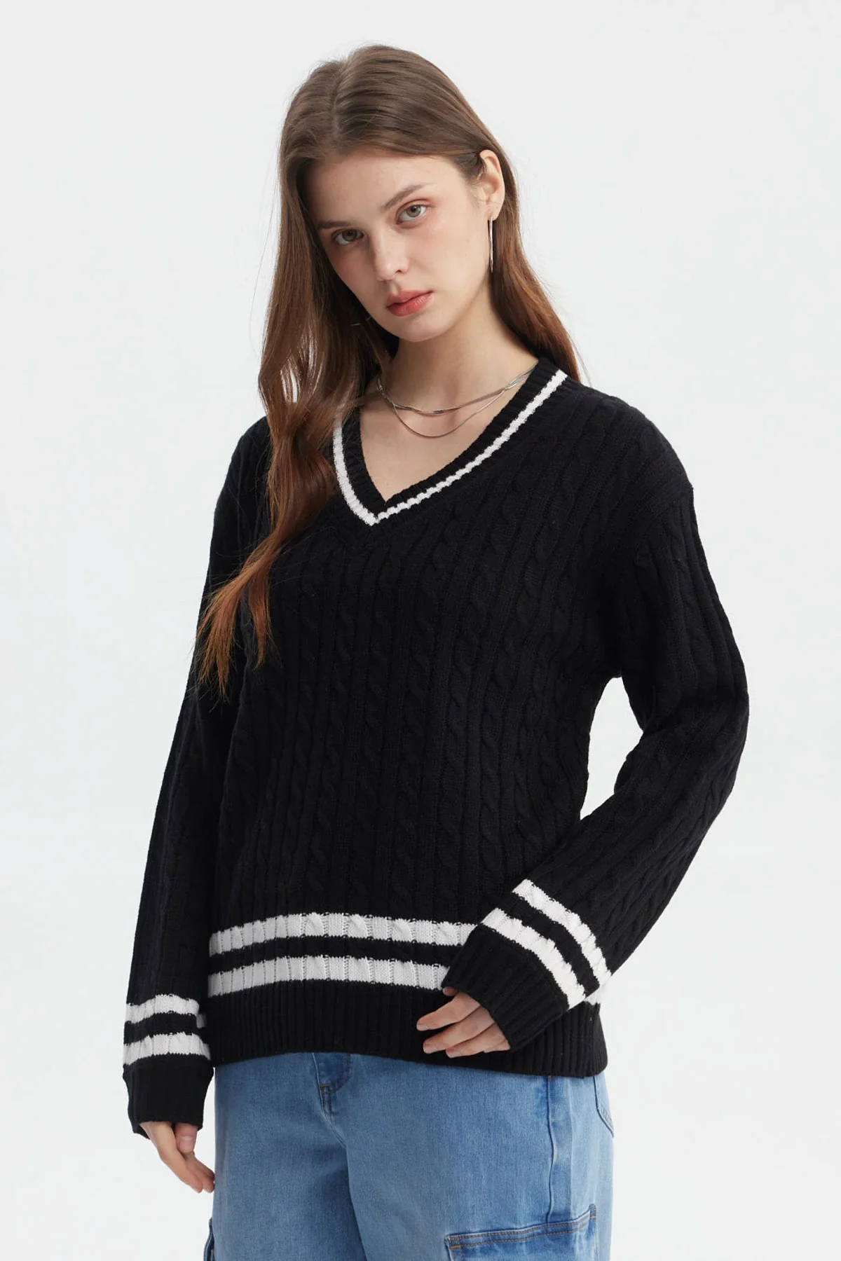 Sweater Mujer Cuello V Rayas Negro - Image 2