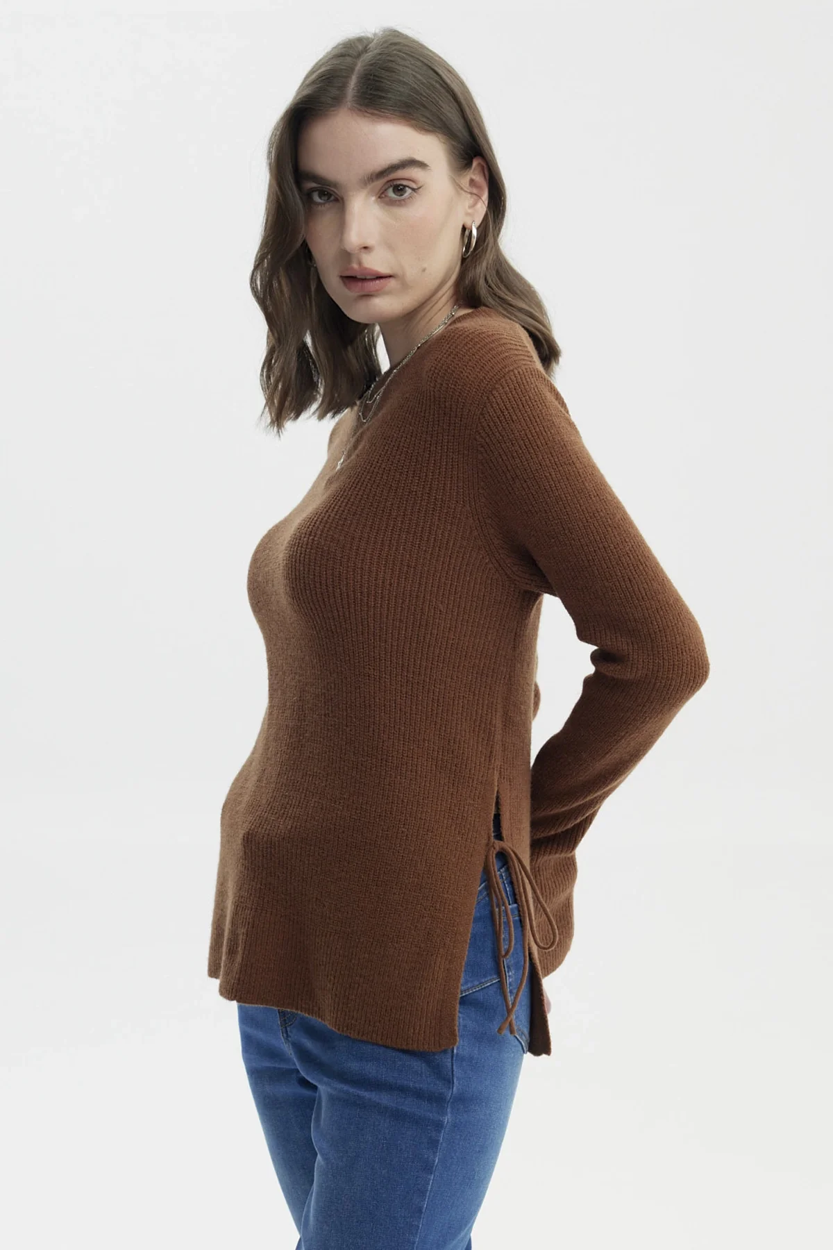 Sweater Mujer Slim Camel Oscuro - Image 2