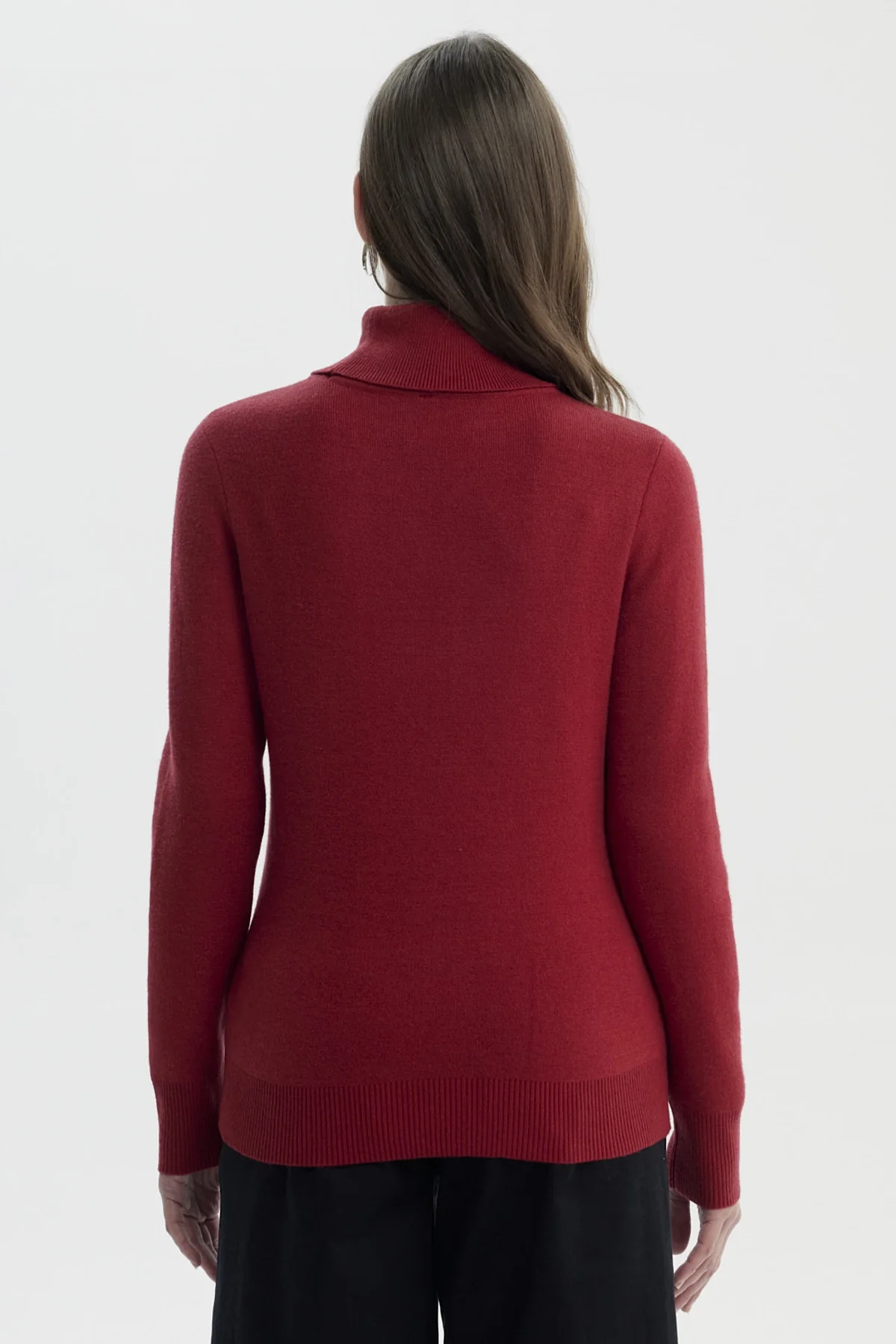 Sweater Mujer Slim Cuello Alto Rojo Oscuro - Image 3