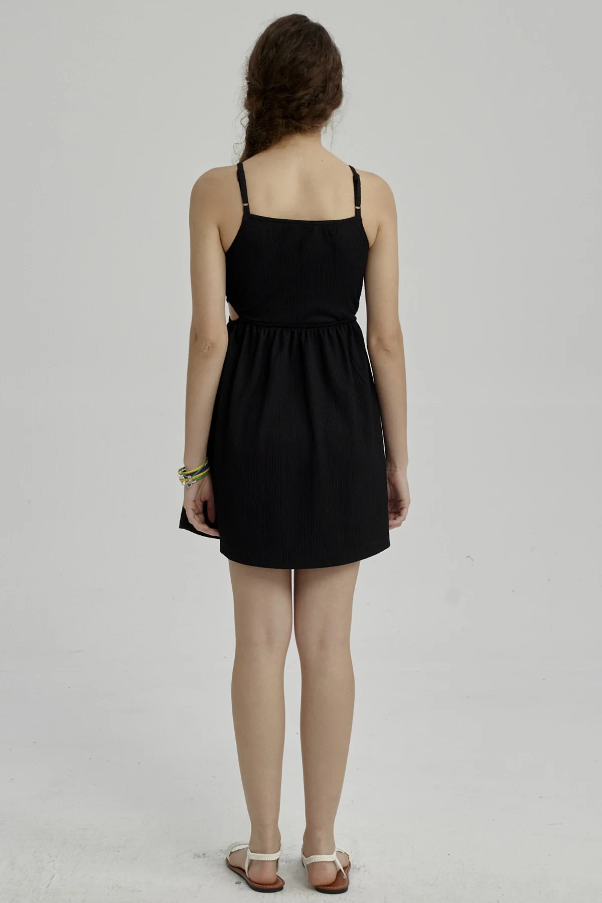 Vestido Niña Abertura En Costado Negro - Image 2